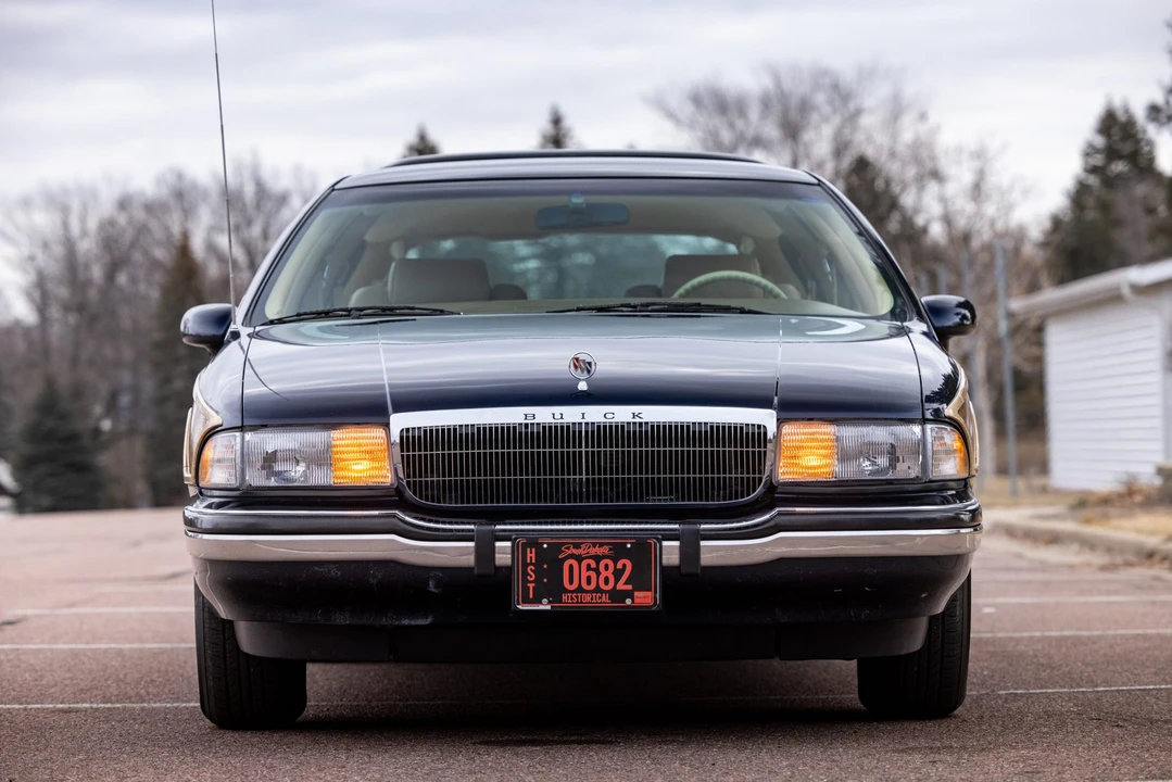 1991 Buick Roadmaster - Image 10 of 31