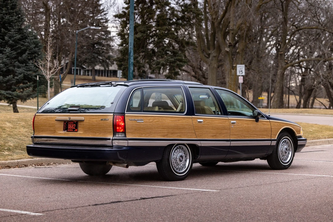1991 Buick Roadmaster - Image 7 of 31