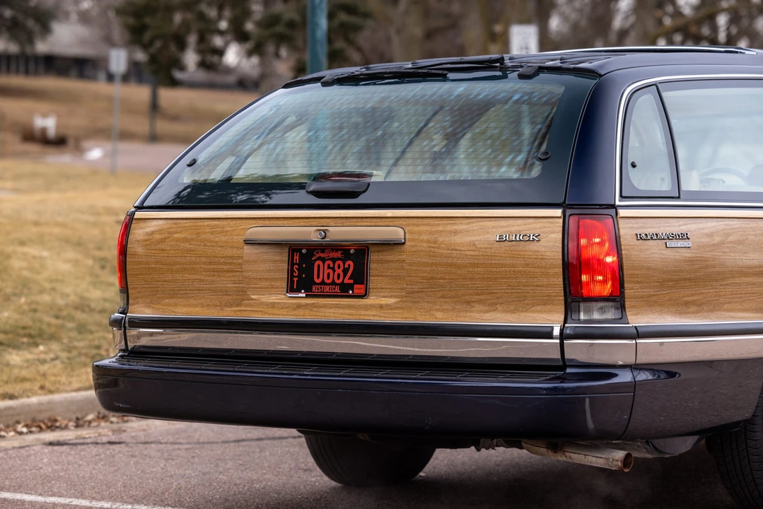 1991 Buick Roadmaster - Image 26 of 31