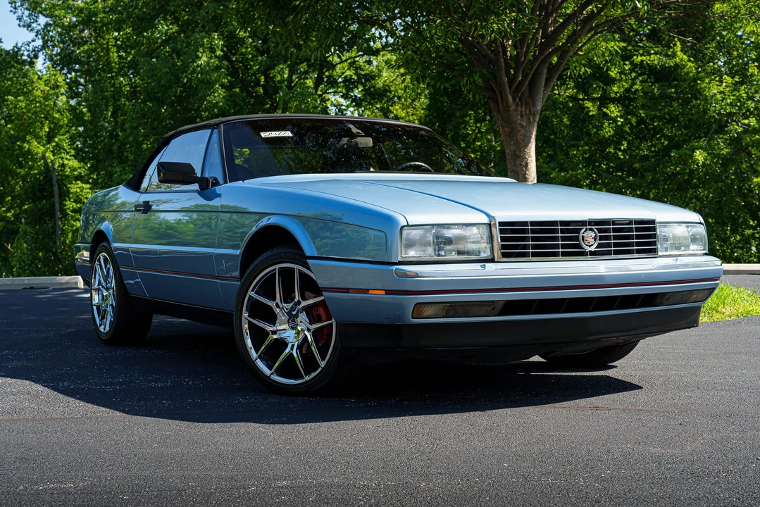1991 Cadillac Allante - Image 24 of 31