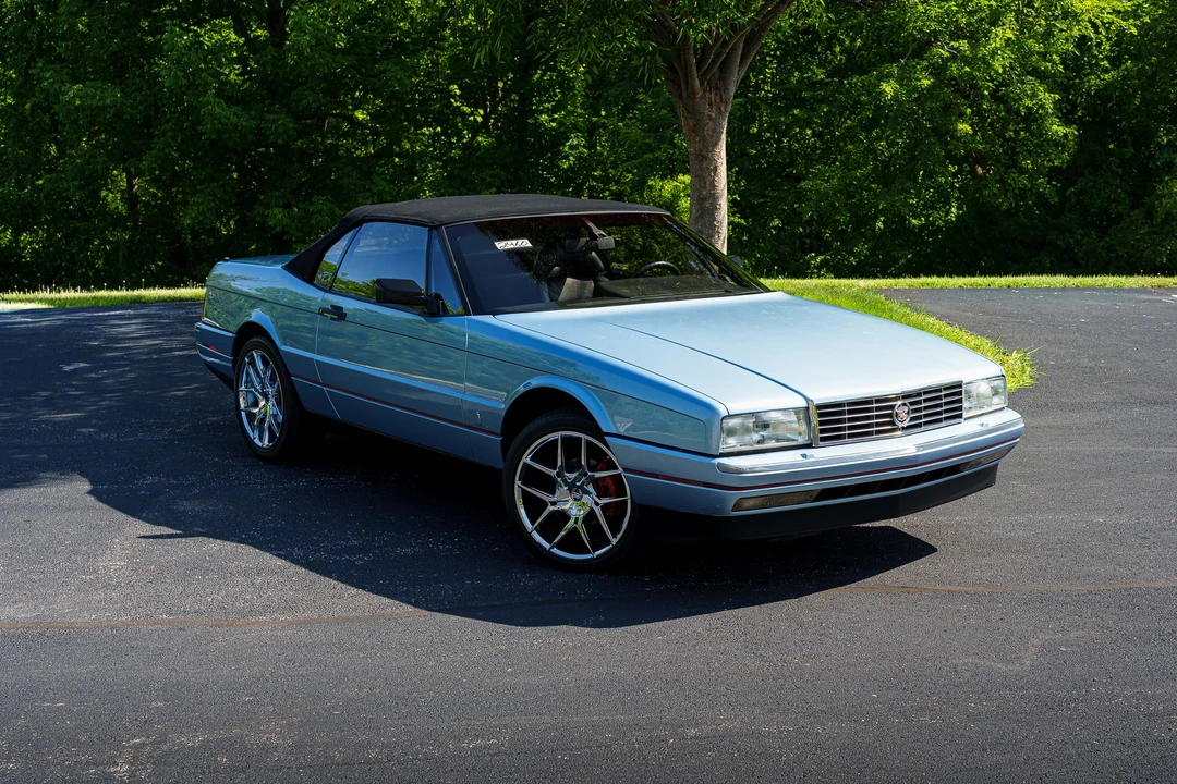 1991 Cadillac Allante - Image 23 of 31