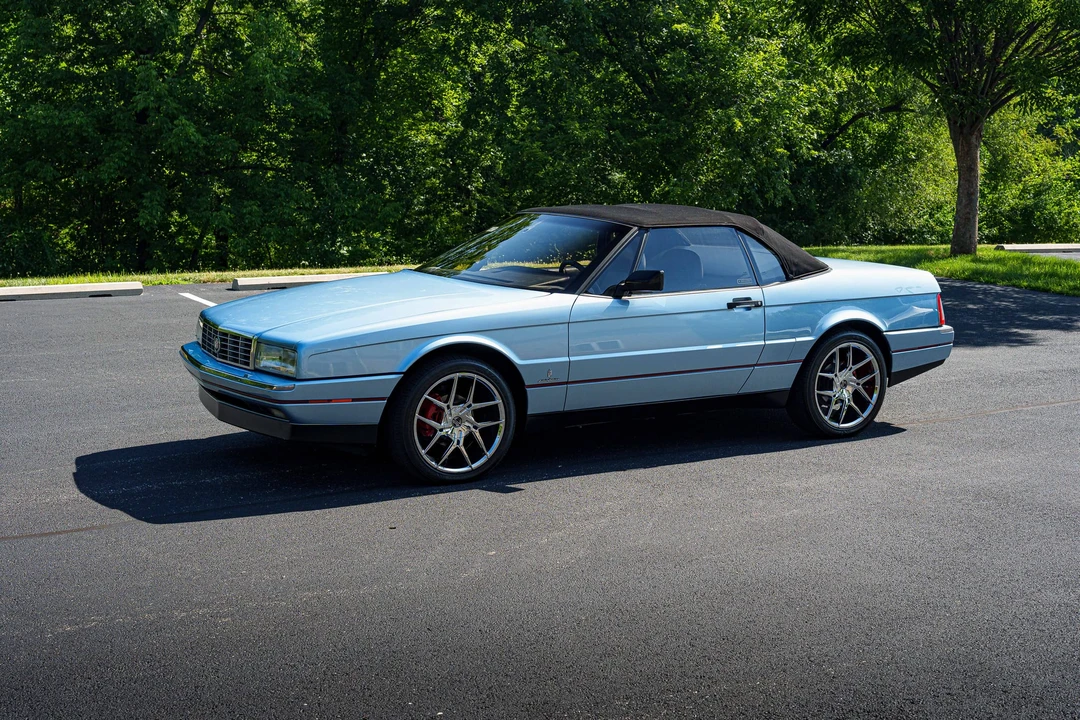 1991 Cadillac Allante - Image 9 of 31