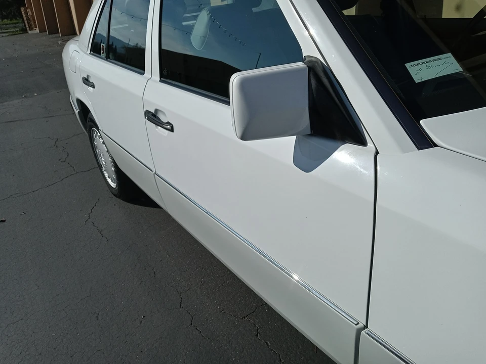 1991 Mercedes-Benz W124 E-Class - Image 18 of 31