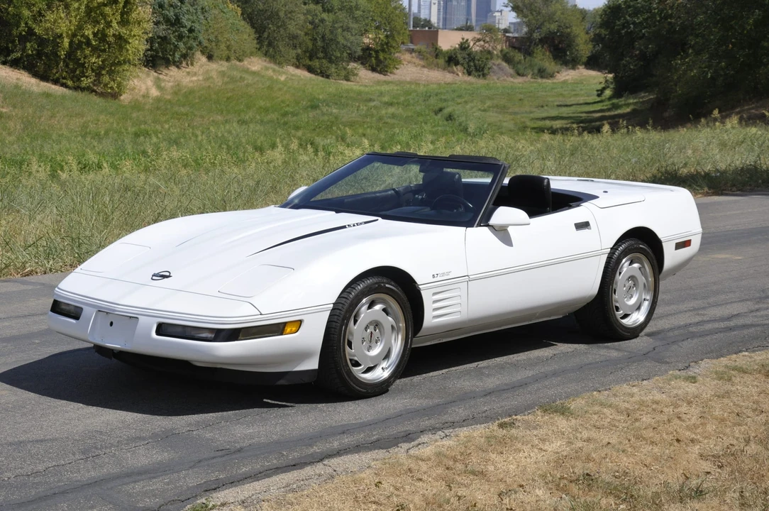 1992 Chevrolet Corvette C4 - Image 2 of 31