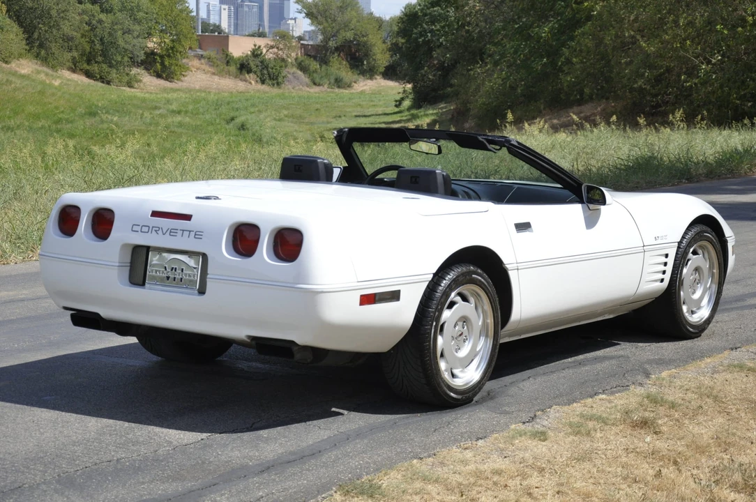 1992 Chevrolet Corvette C4 - Image 11 of 31