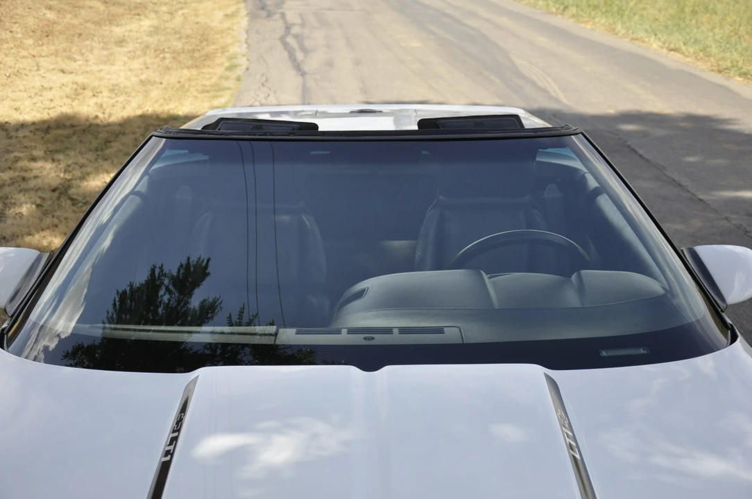 1992 Chevrolet Corvette C4 - Image 22 of 31