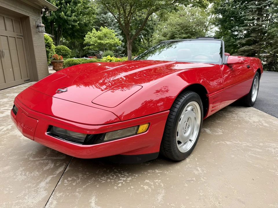 1992 Chevrolet Corvette C4 - Image 2 of 31