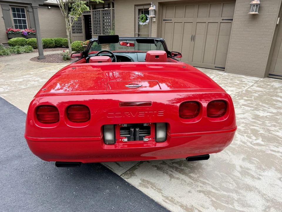 1992 Chevrolet Corvette C4 - Image 10 of 31