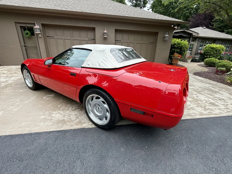 1992 Chevrolet Corvette C4 - Image 30 of 31