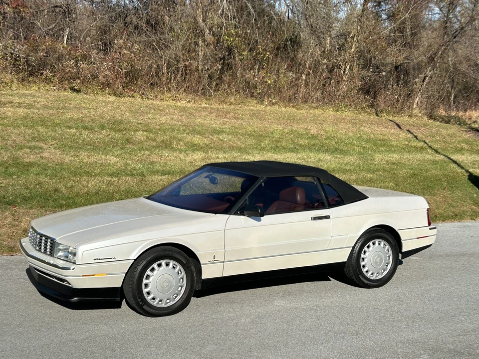 1993 Cadillac Allante - Image 16 of 31