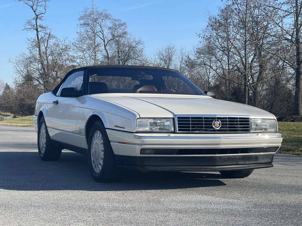 1993 Cadillac Allante - Image 5 of 31