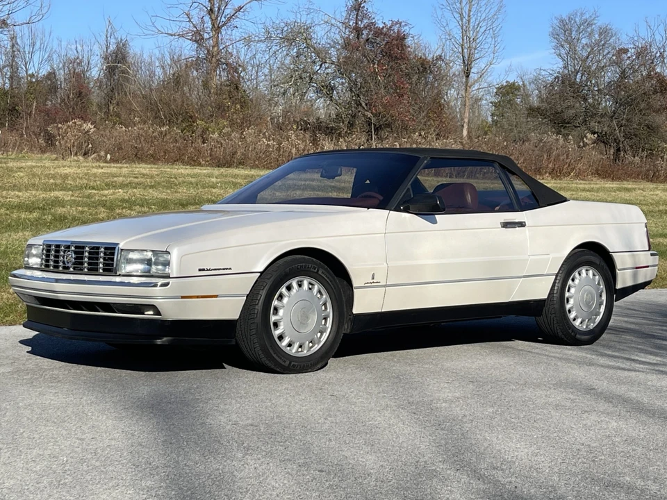 1993 Cadillac Allante - Image 14 of 31