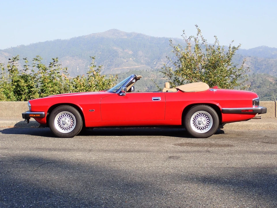 1993 Jaguar XJS Convertible - Image 12 of 31