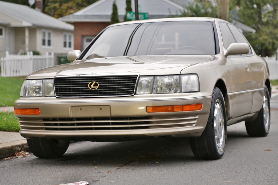 1993 Lexus LS 1st Gen - Image 5 of 31
