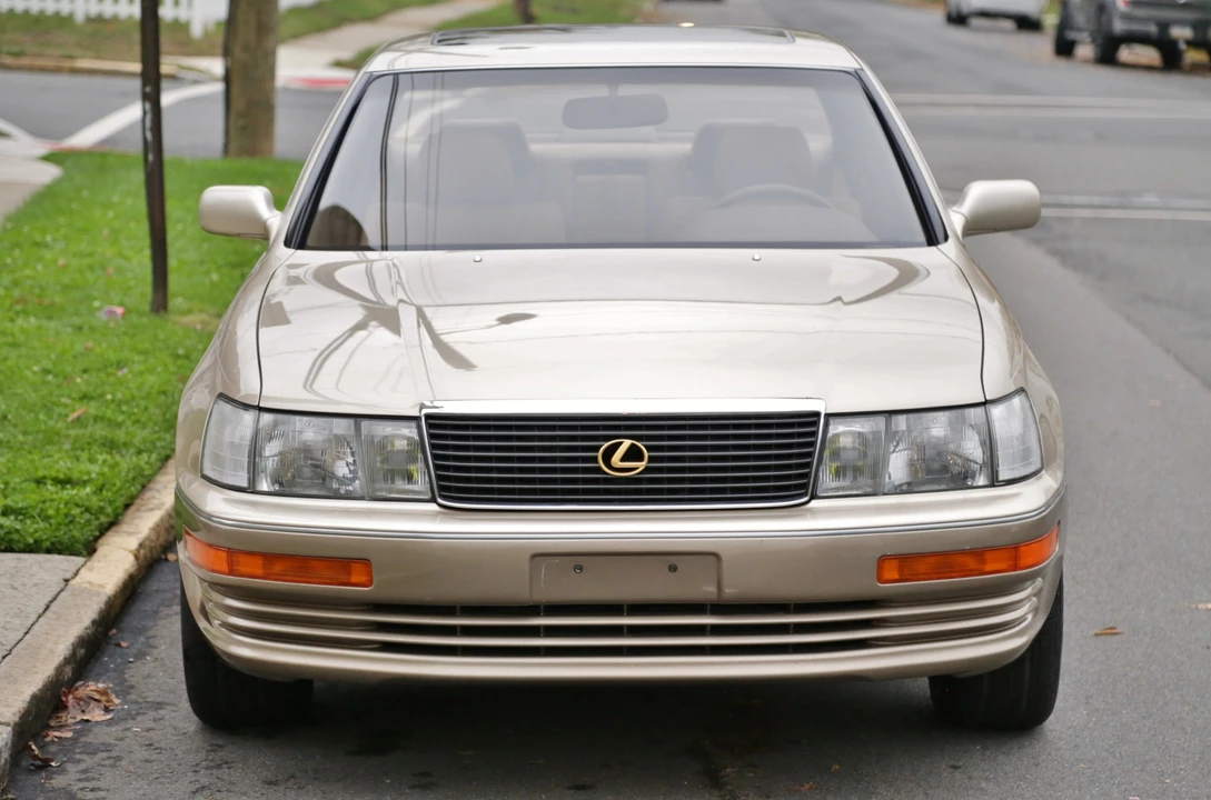 1993 Lexus LS 1st Gen - Image 6 of 31