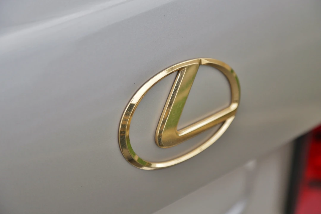 1993 Lexus LS 1st Gen - Image 28 of 31