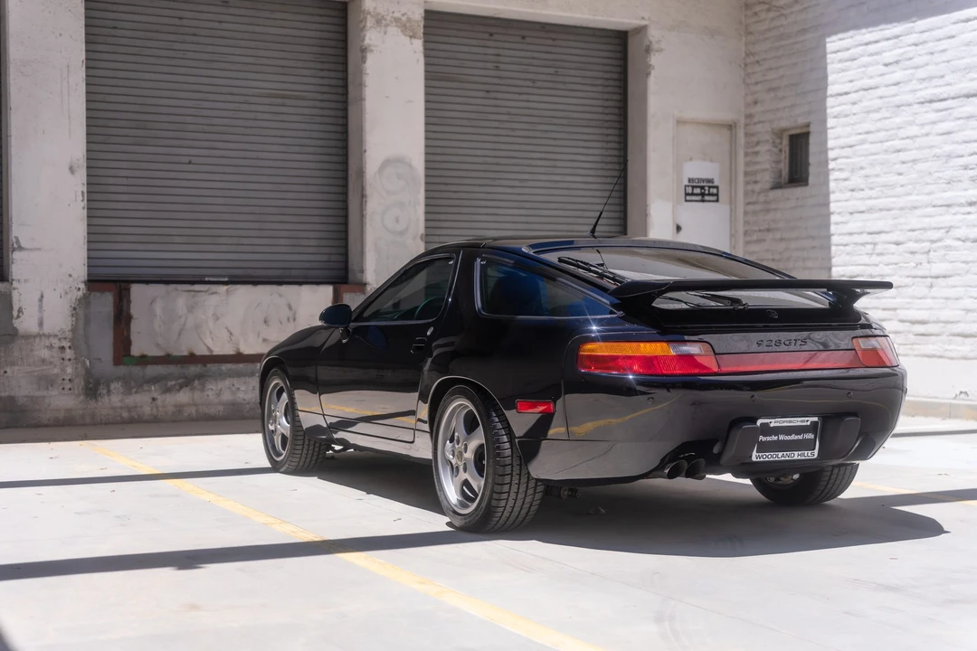 1994 Porsche 928 GTS - Image 5 of 31