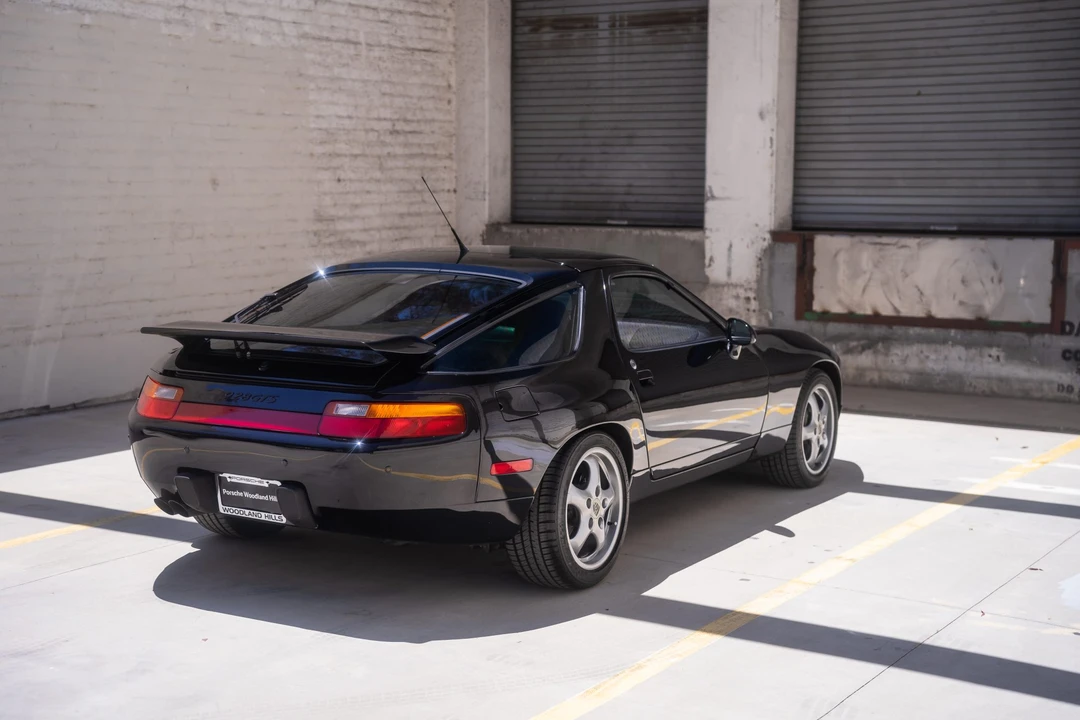 1994 Porsche 928 GTS - Image 8 of 31