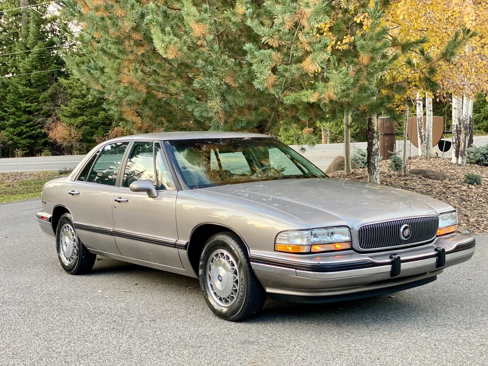 1995 Buick LeSabre - Image 6 of 31