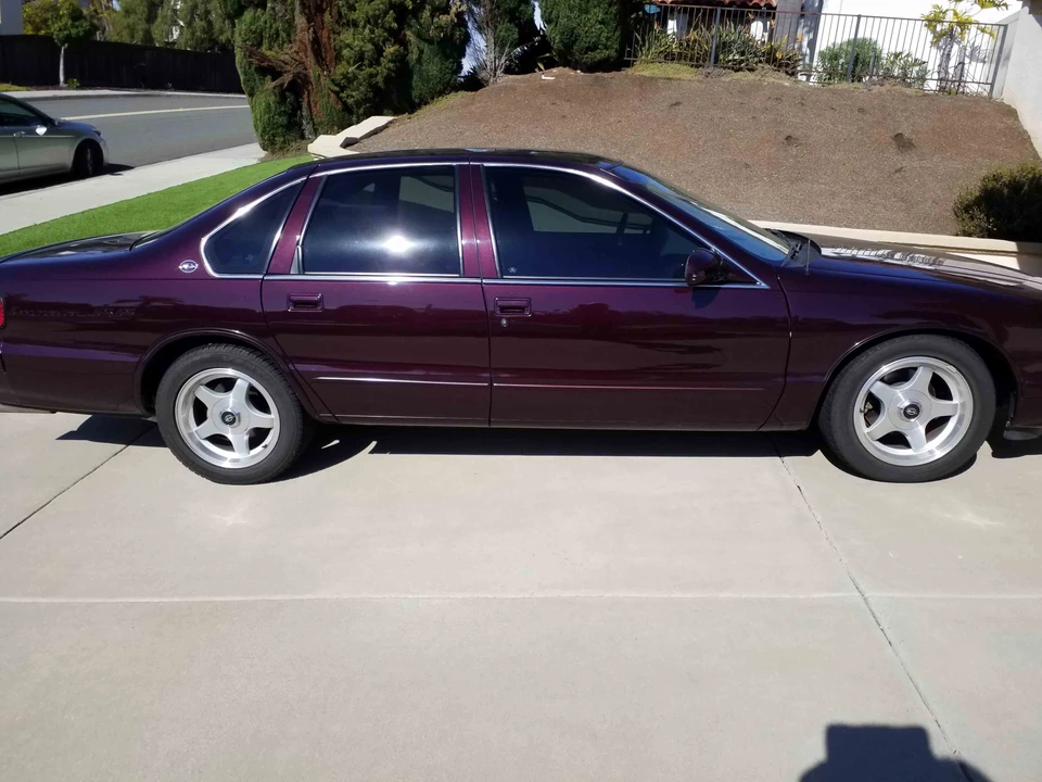 1995 Chevrolet Impala 7th Gen - Image 9 of 31
