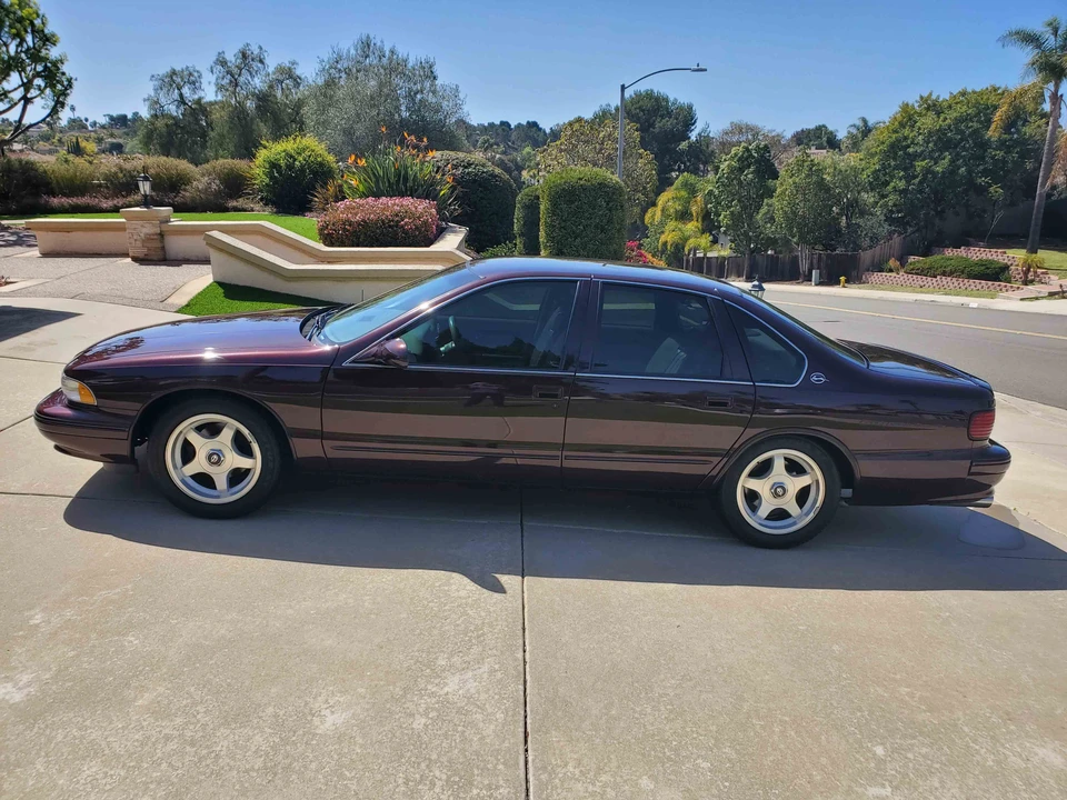 1995 Chevrolet Impala 7th Gen - Image 4 of 31