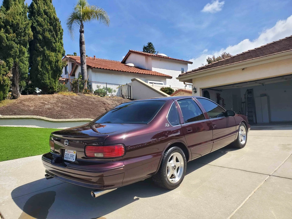 1995 Chevrolet Impala 7th Gen - Image 7 of 31