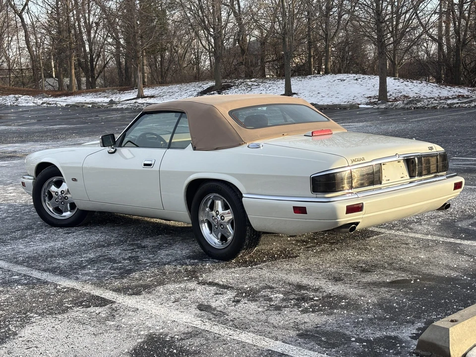 1995 Jaguar XJS Convertible - Image 27 of 31