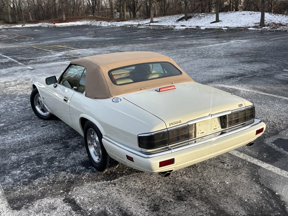1995 Jaguar XJS Convertible - Image 25 of 31