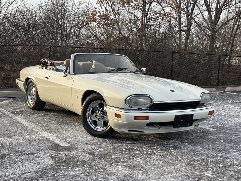 1995 Jaguar XJS Convertible - Image 17 of 31