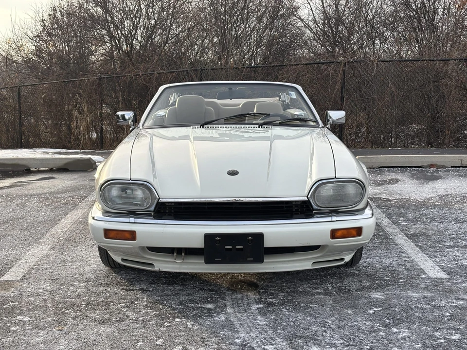1995 Jaguar XJS Convertible - Image 2 of 31