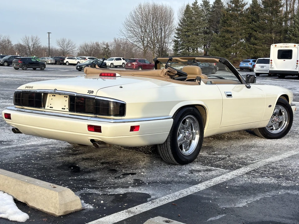 1995 Jaguar XJS Convertible - Image 11 of 31