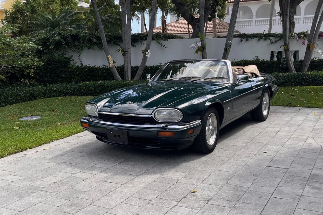 1995 Jaguar XJS Convertible - Image 2 of 31