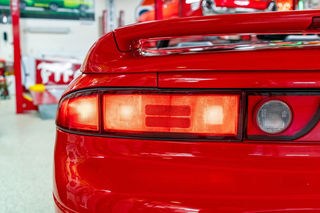 1995 Mitsubishi 3000GT Series 2 - Image 24 of 31