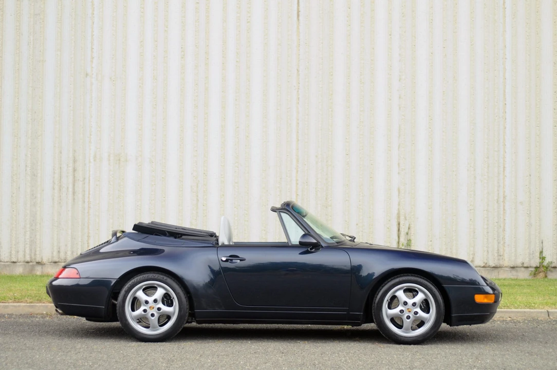 1995 Porsche 993 Carrera - Image 13 of 31