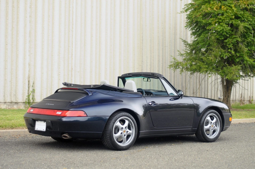 1995 Porsche 993 Carrera - Image 15 of 31