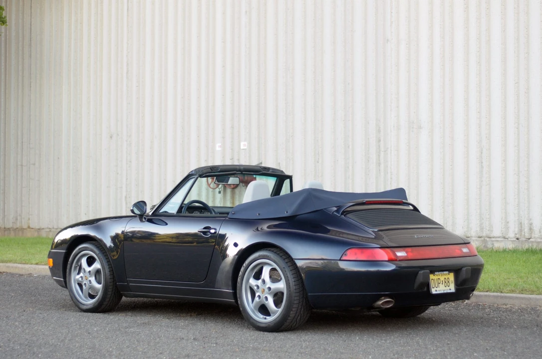 1995 Porsche 993 Carrera - Image 26 of 31