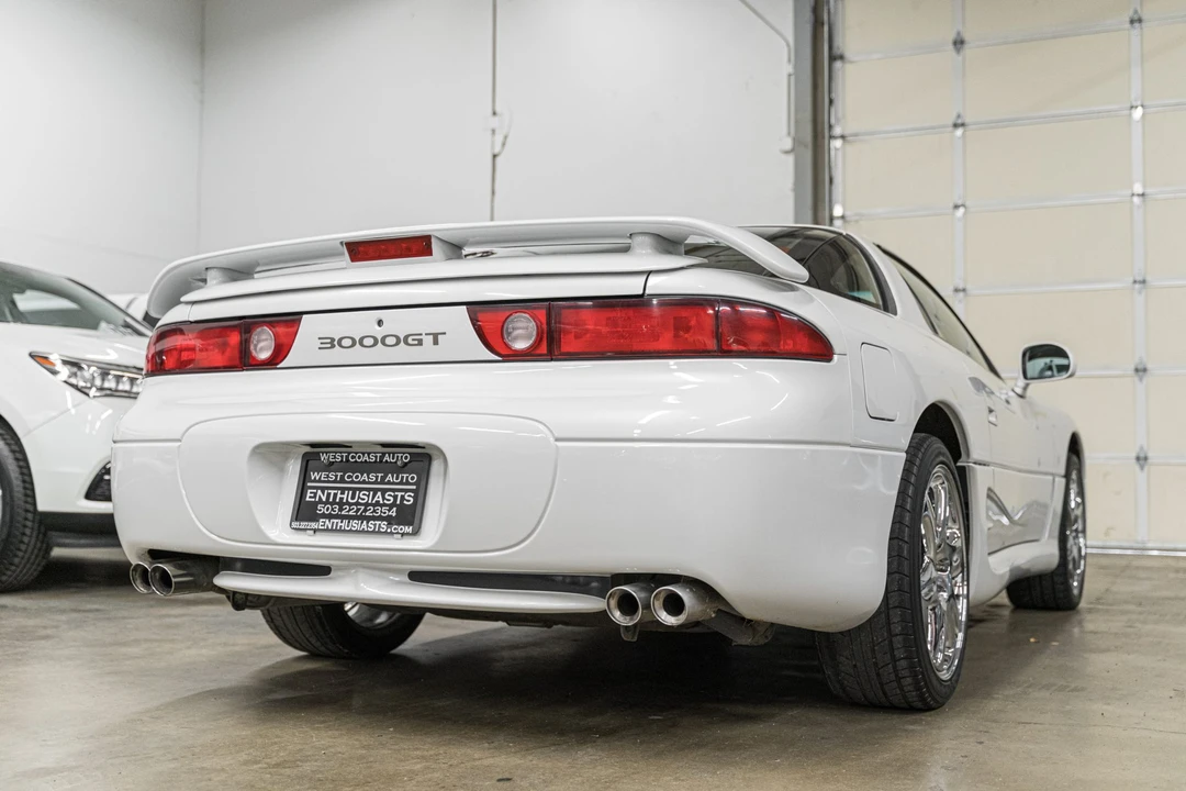 1996 Mitsubishi 3000GT Series 2 - Image 14 of 31