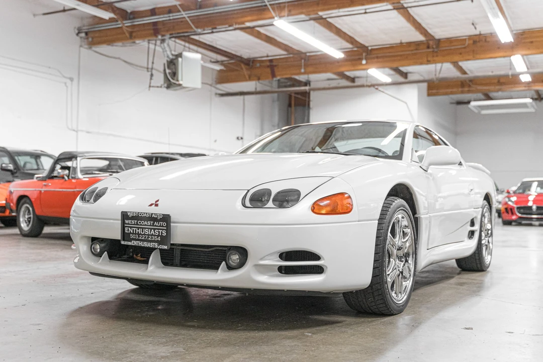 1996 Mitsubishi 3000GT Series 2 - Image 2 of 31