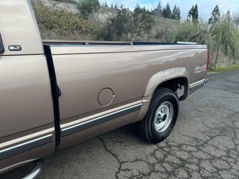 1997 GMC Sierra 1st Gen - Image 23 of 31