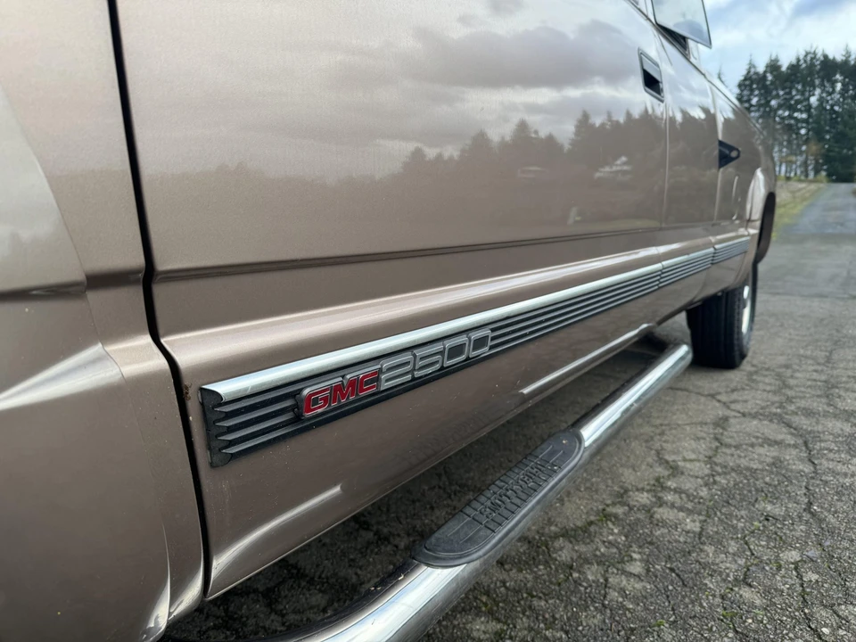 1997 GMC Sierra 1st Gen - Image 29 of 31