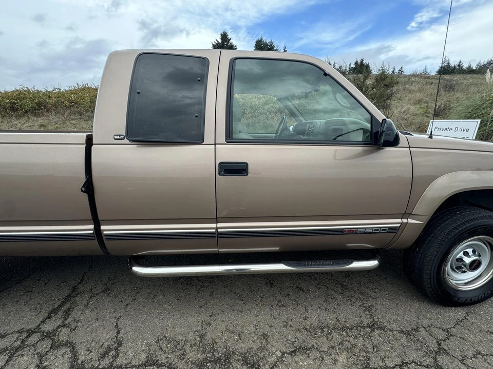 1997 GMC Sierra 1st Gen - Image 20 of 31