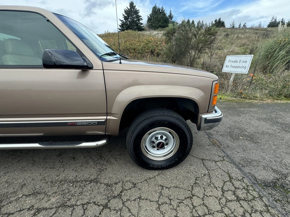 1997 GMC Sierra 1st Gen - Image 19 of 31