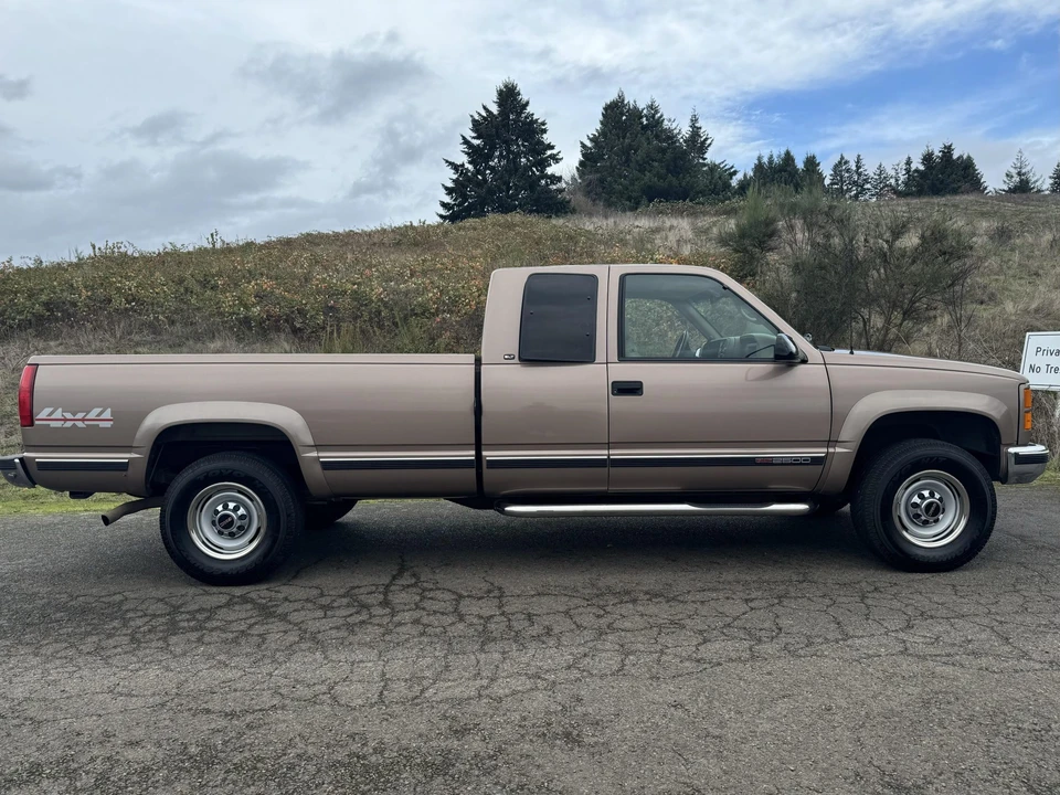 1997 GMC Sierra 1st Gen - Image 5 of 31