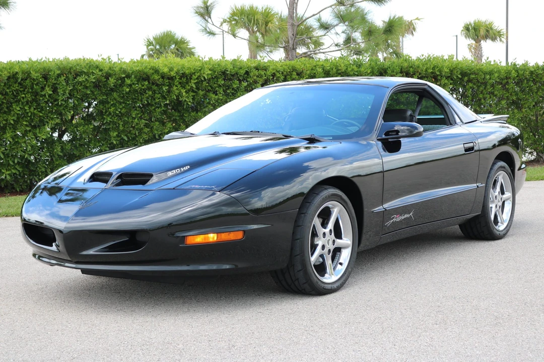1997 Pontiac Firebird 4th Gen - Image 9 of 31