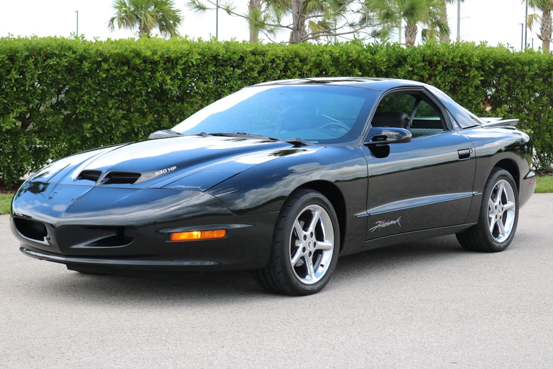 1997 Pontiac Firebird 4th Gen - Image 8 of 31