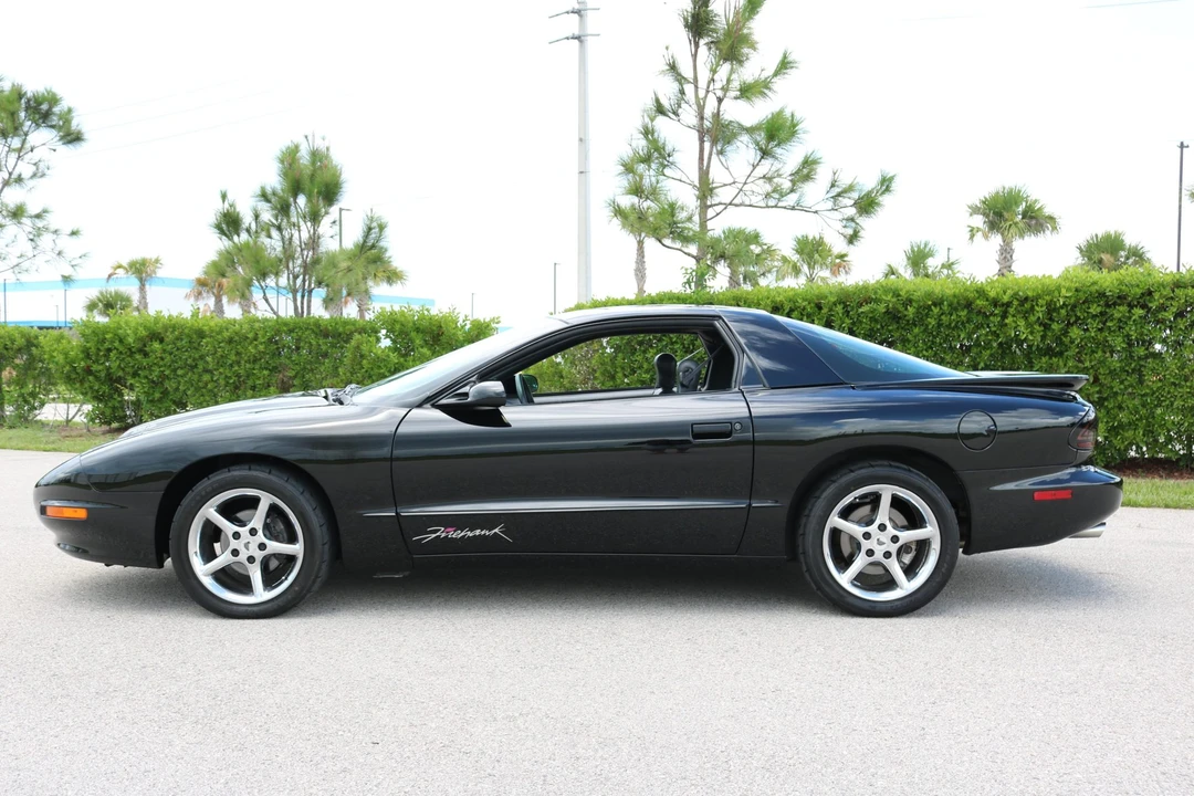 1997 Pontiac Firebird 4th Gen - Image 7 of 31