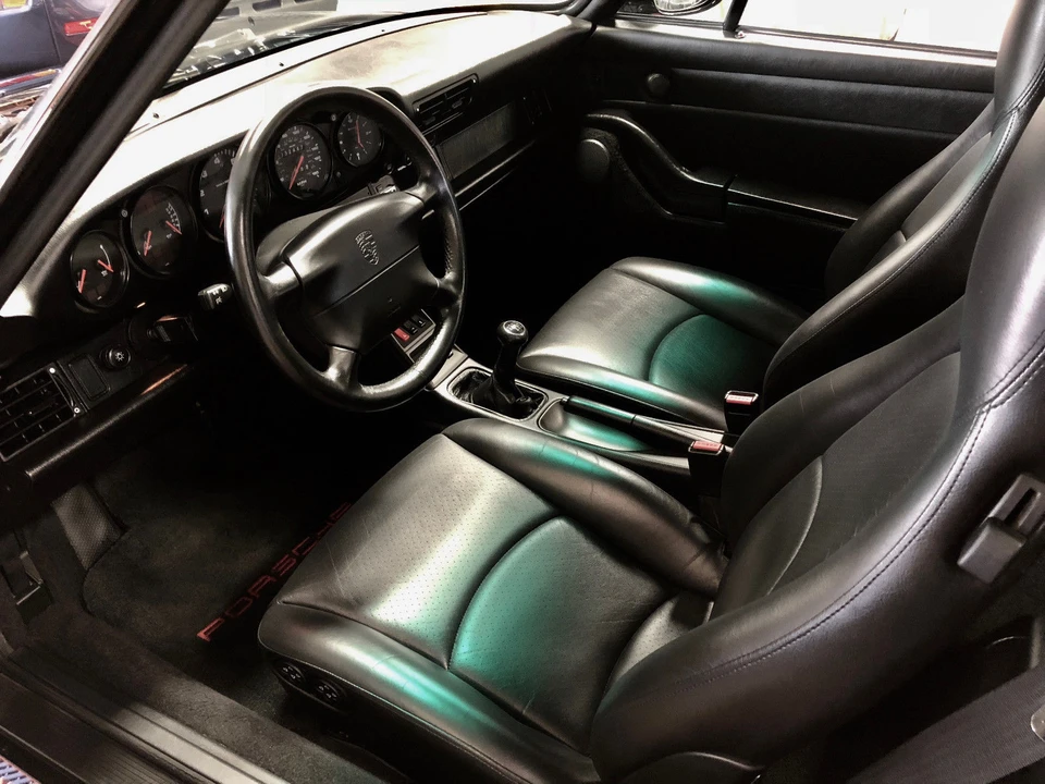 1997 Porsche 993 Carrera - Image 28 of 31
