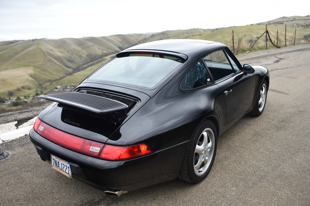 1997 Porsche 993 Carrera - Image 8 of 31