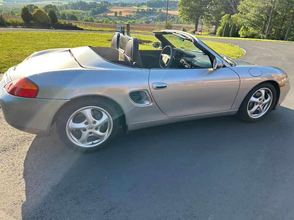 1997 Porsche 986 Boxster - Image 28 of 31