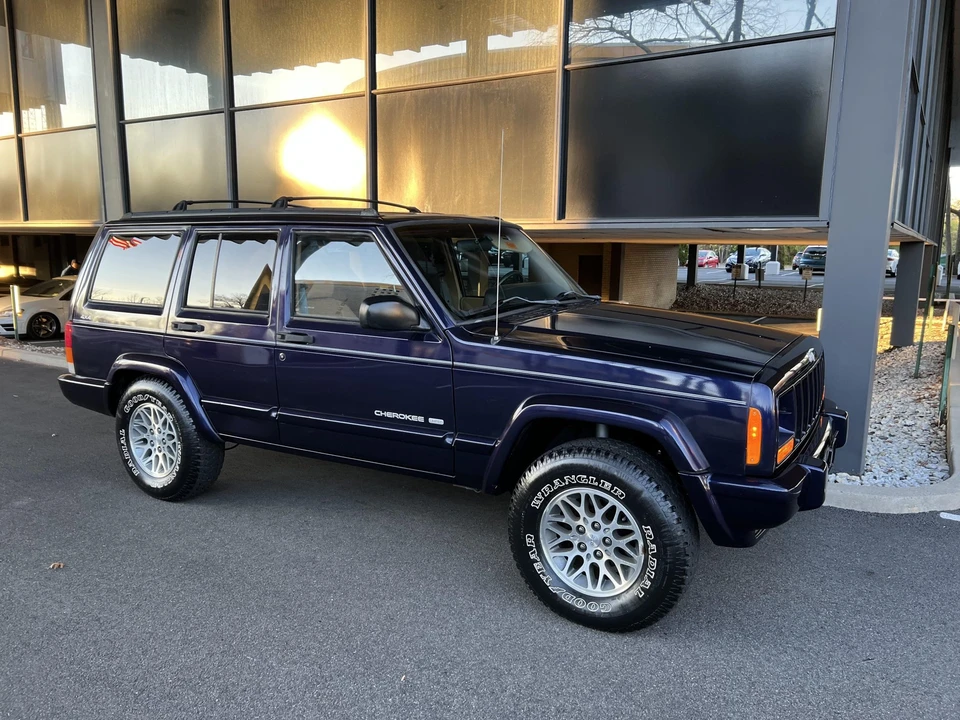 1998 Jeep XJ Cherokee - Image 10 of 31
